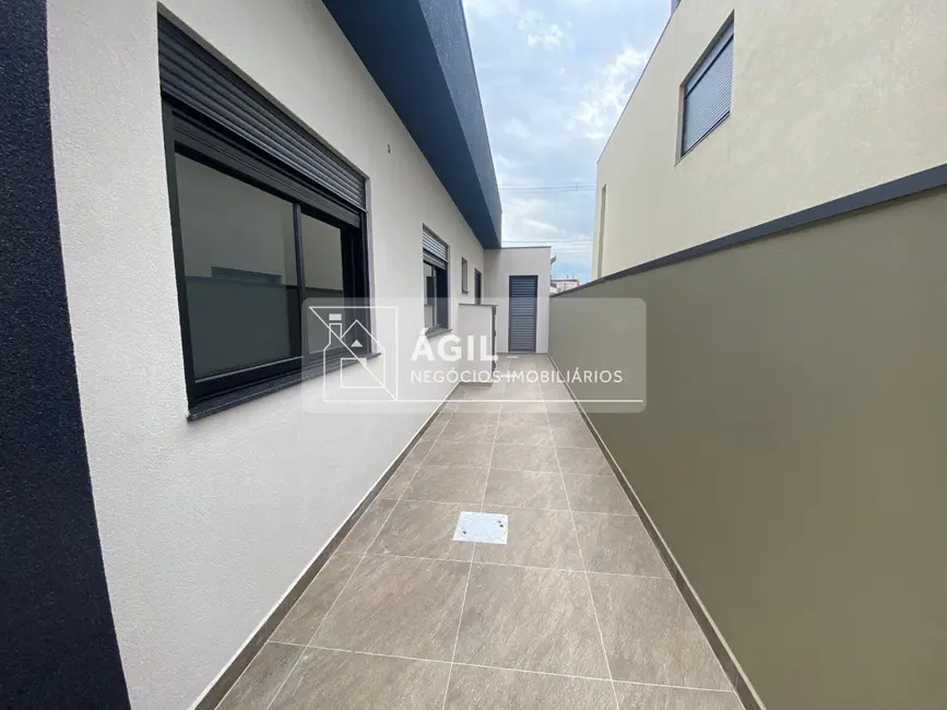 Casa de Condomínio com 4 quartos à venda, 250m2 em Sao Jose Dos Campos - SP - imagem 8 Foto 8 de Casa de Condomínio com 4 quartos à venda, 250m2 em Sao Jose Dos Campos - SP