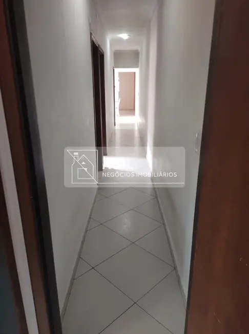 Casa com 3 quartos à venda, 150m2 em Sao Jose Dos Campos - SP - imagem 8 Foto 8 de Casa com 3 quartos à venda, 150m2 em Sao Jose Dos Campos - SP