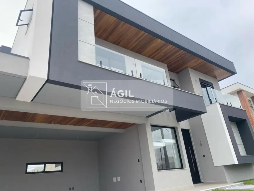 Casa de Condomínio com 4 quartos à venda, 354m2 em Sao Jose Dos Campos - SP - imagem 2 Foto 2 de Casa de Condomínio com 4 quartos à venda, 354m2 em Sao Jose Dos Campos - SP