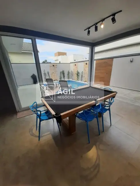 Foto 6 de Casa de Condomínio com 3 quartos à venda, 300m2 em Vila Paraíso, Cacapava - SP