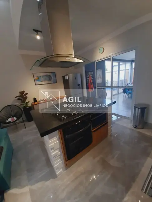 Foto 5 de Casa de Condomínio com 3 quartos à venda, 300m2 em Vila Paraíso, Cacapava - SP