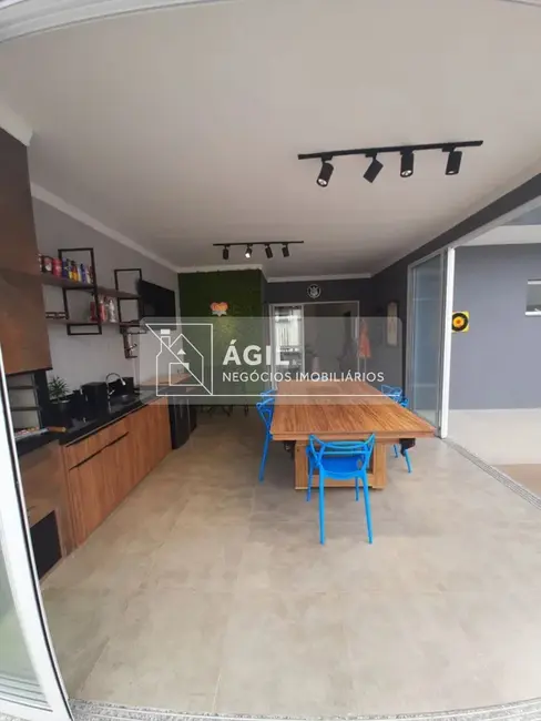 Foto 7 de Casa de Condomínio com 3 quartos à venda, 300m2 em Vila Paraíso, Cacapava - SP