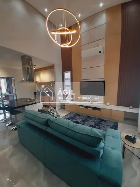 Foto 8 de Casa de Condomínio com 3 quartos à venda, 300m2 em Vila Paraíso, Cacapava - SP