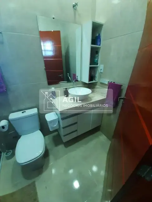 Foto 9 de Casa de Condomínio com 3 quartos à venda, 300m2 em Vila Paraíso, Cacapava - SP