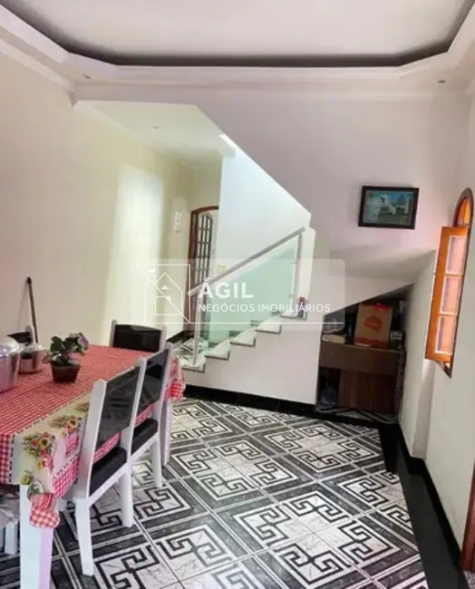Casa com 3 quartos à venda, 160m2 em Sao Jose Dos Campos - SP - imagem 7 Foto 7 de Casa com 3 quartos à venda, 160m2 em Sao Jose Dos Campos - SP