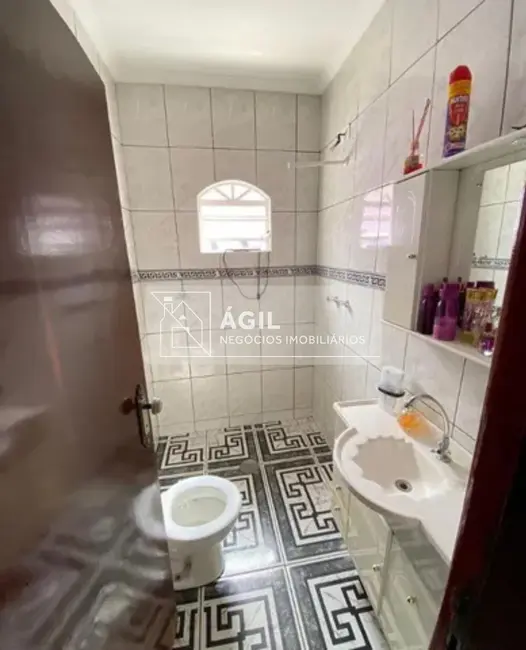 Casa com 3 quartos à venda, 160m2 em Sao Jose Dos Campos - SP - imagem 8 Foto 8 de Casa com 3 quartos à venda, 160m2 em Sao Jose Dos Campos - SP