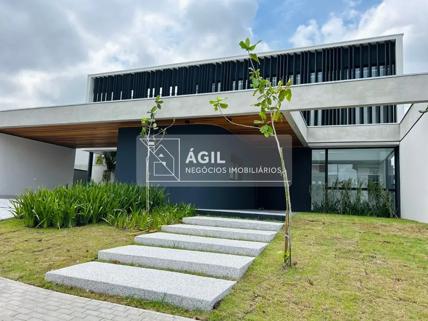 Foto 1 de Casa de Condomínio com 4 quartos à venda, 600m2 em Sao Jose Dos Campos - SP