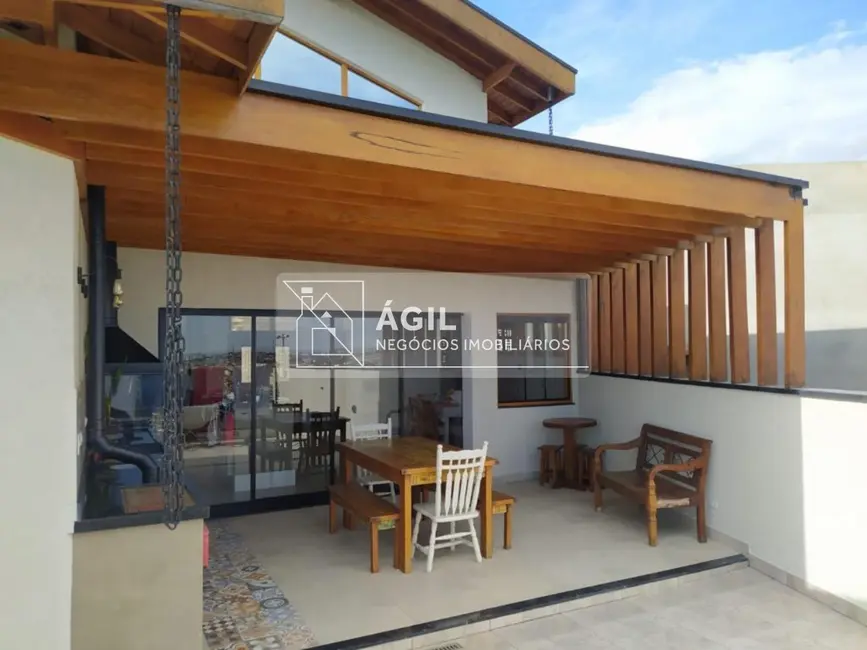 Casa de Condomínio com 3 quartos à venda, 298m2 em Sao Jose Dos Campos - SP - imagem 9 Foto 9 de Casa de Condomínio com 3 quartos à venda, 298m2 em Sao Jose Dos Campos - SP