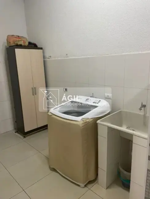 Foto 6 de Casa com 4 quartos à venda, 110m2 em Sao Jose Dos Campos - SP