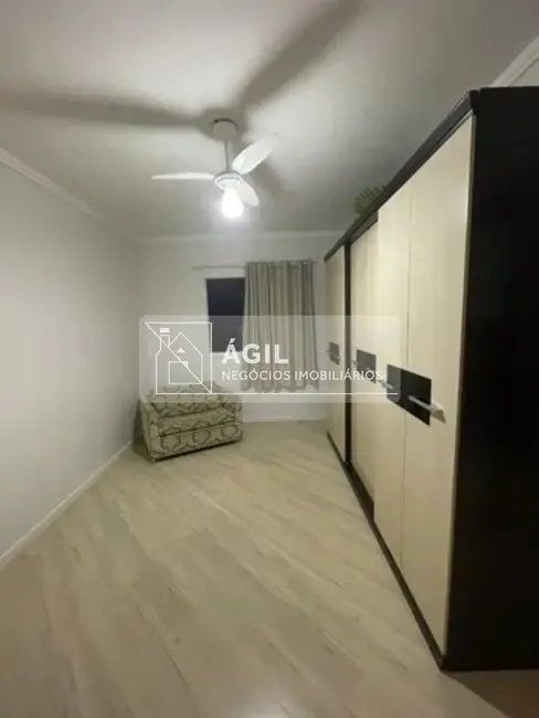 Foto 7 de Casa com 4 quartos à venda, 110m2 em Sao Jose Dos Campos - SP