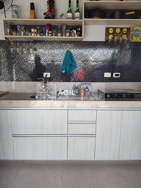 Casa de Condomínio com 3 quartos à venda, 120m2 em Condomínio Residence Club, Jacarei - SP - imagem 6 Foto 6 de Casa de Condomínio com 3 quartos à venda, 120m2 em Condomínio Residence Club, Jacarei - SP