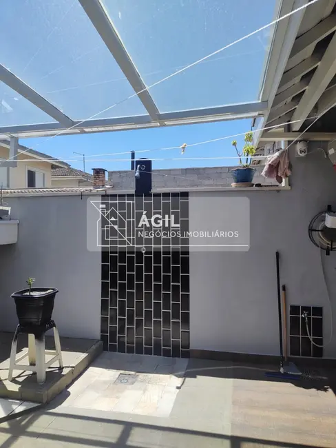 Casa de Condomínio com 3 quartos à venda, 120m2 em Condomínio Residence Club, Jacarei - SP - imagem 8 Foto 8 de Casa de Condomínio com 3 quartos à venda, 120m2 em Condomínio Residence Club, Jacarei - SP