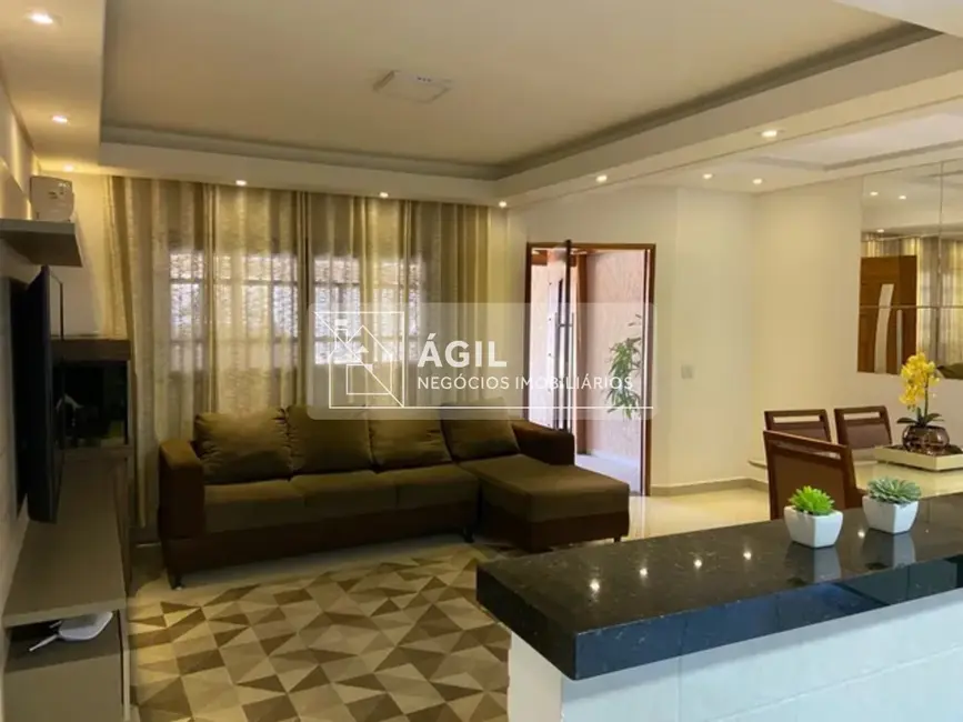 Foto 1 de Casa com 2 quartos à venda, 150m2 em Sao Jose Dos Campos - SP