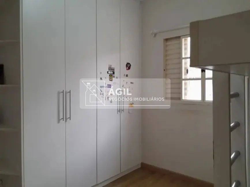 Foto 2 de Casa com 3 quartos à venda, 150m2 em Sao Jose Dos Campos - SP