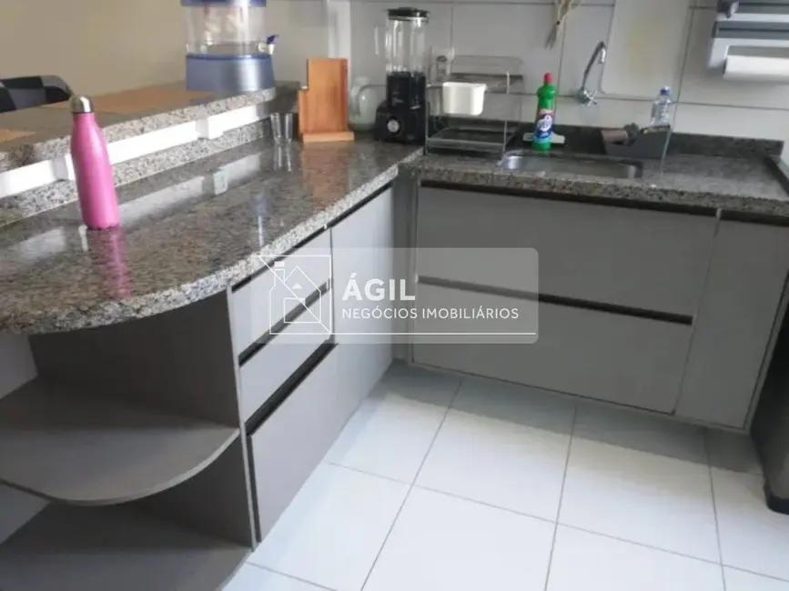 Foto 2 de Apartamento com 2 quartos à venda, 70m2 em Sao Jose Dos Campos - SP