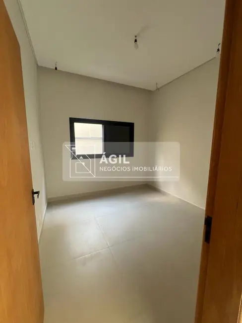 Foto 9 de Casa de Condomínio com 3 quartos à venda, 300m2 em Cacapava - SP