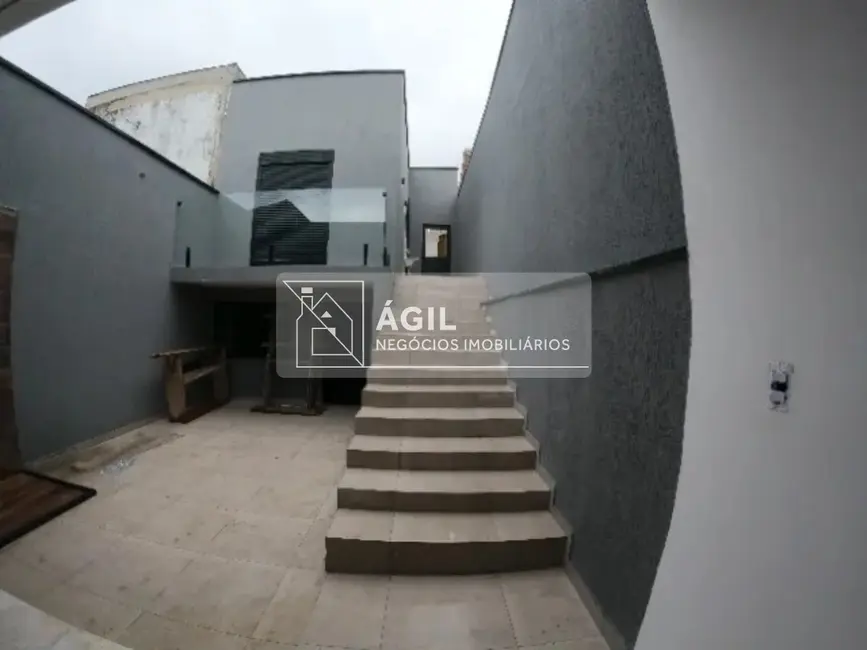 Foto 2 de Casa com 2 quartos à venda, 130m2 em Sao Jose Dos Campos - SP