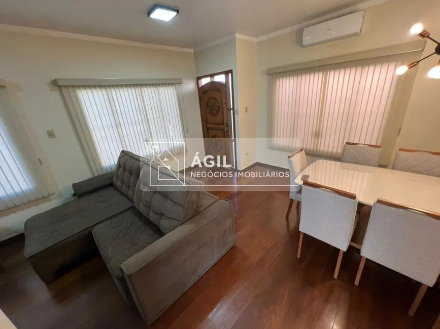 Foto 4 de Casa com 3 quartos à venda, 185m2 em Sao Jose Dos Campos - SP