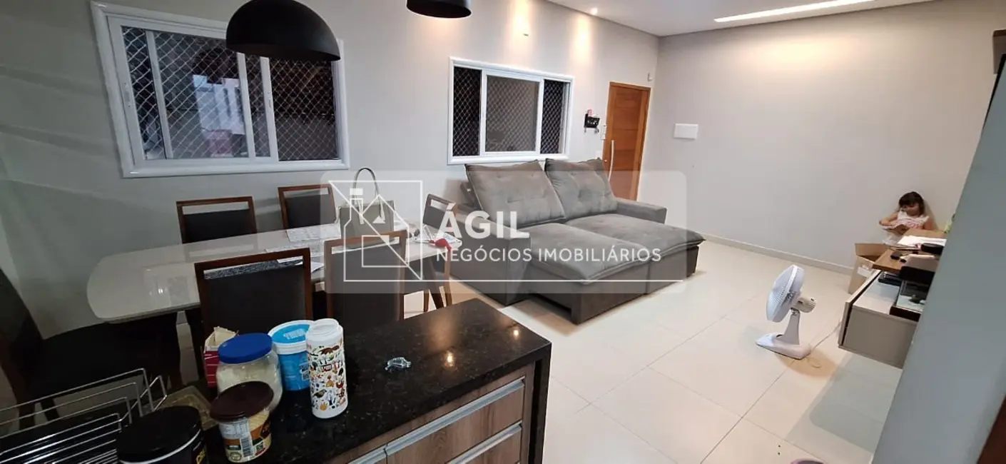 Foto 3 de Casa com 3 quartos à venda, 175m2 em Loteamento Villa Branca, Jacarei - SP