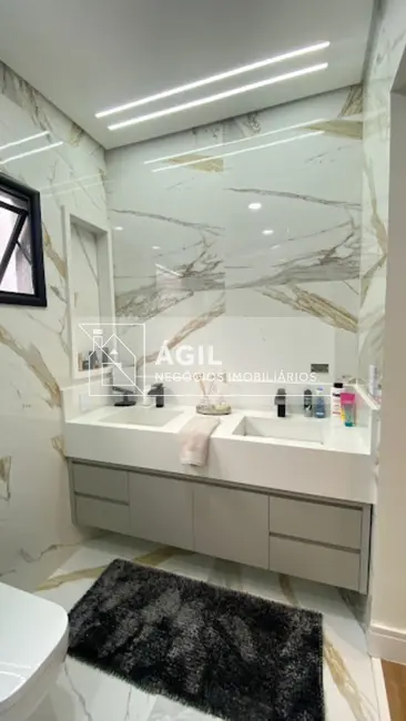 Casa com 3 quartos à venda, 210m2 em Sao Jose Dos Campos - SP - imagem 6 Foto 6 de Casa com 3 quartos à venda, 210m2 em Sao Jose Dos Campos - SP