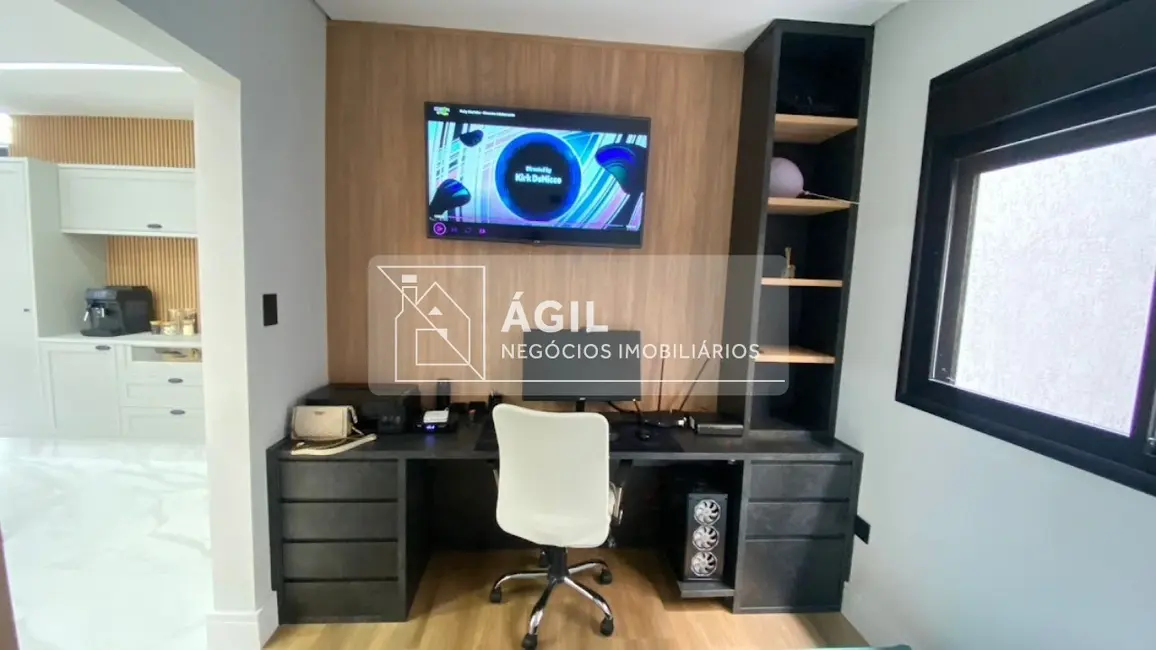 Casa com 3 quartos à venda, 210m2 em Sao Jose Dos Campos - SP - imagem 4 Foto 4 de Casa com 3 quartos à venda, 210m2 em Sao Jose Dos Campos - SP