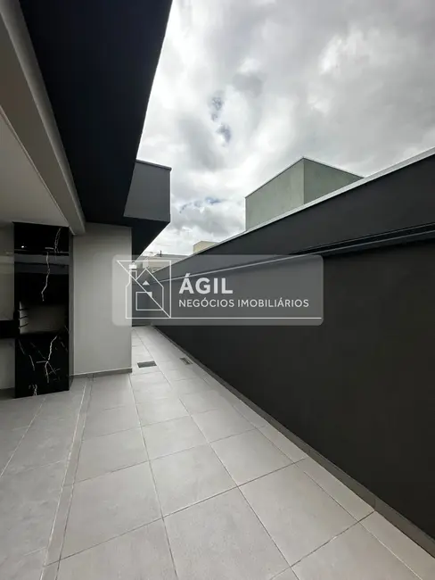 Foto 4 de Casa de Condomínio com 3 quartos à venda, 250m2 em Sao Jose Dos Campos - SP