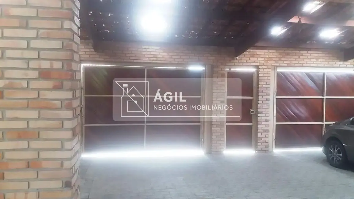 Foto 1 de Casa com 4 quartos à venda, 316m2 em Sao Jose Dos Campos - SP