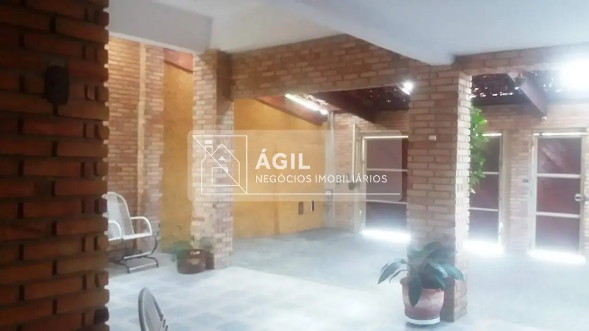 Foto 2 de Casa com 4 quartos à venda, 316m2 em Sao Jose Dos Campos - SP