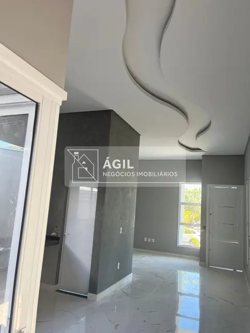 Foto 9 de Casa de Condomínio com 3 quartos à venda, 250m2 em Caçapava Velha, Cacapava - SP