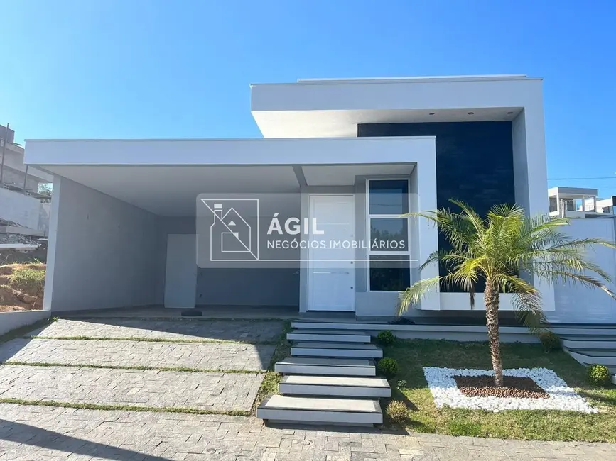 Foto 1 de Casa de Condomínio com 3 quartos à venda, 250m2 em Caçapava Velha, Cacapava - SP