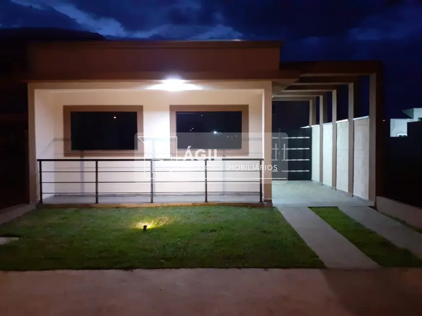 Foto 9 de Casa de Condomínio com 3 quartos à venda, 212m2 em Jardim Jacinto, Jacarei - SP