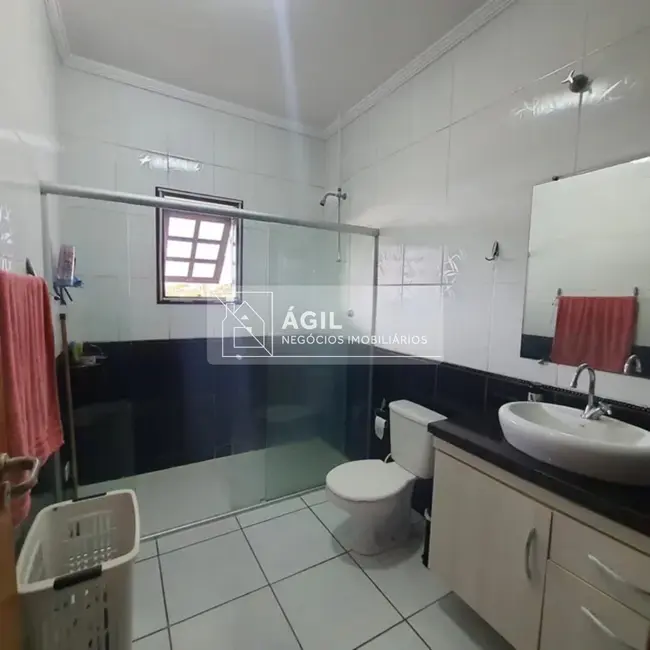 Foto 7 de Casa com 3 quartos à venda, 190m2 em Sao Jose Dos Campos - SP