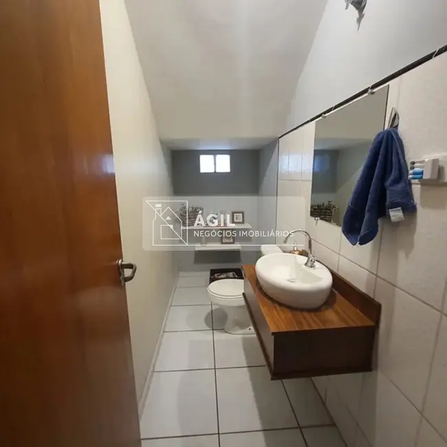 Foto 8 de Casa com 3 quartos à venda, 190m2 em Sao Jose Dos Campos - SP