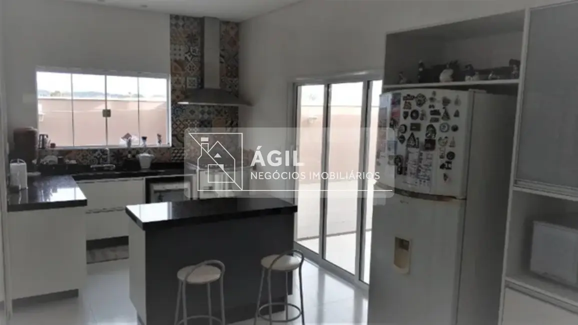 Foto 5 de Casa com 4 quartos à venda, 300m2 em Condomínio Residencial Mirante do Vale, Jacarei - SP