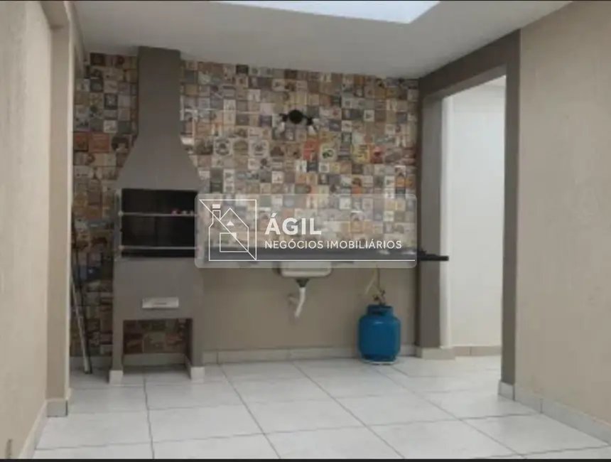 Foto 5 de Casa com 3 quartos à venda, 210m2 em Sao Jose Dos Campos - SP