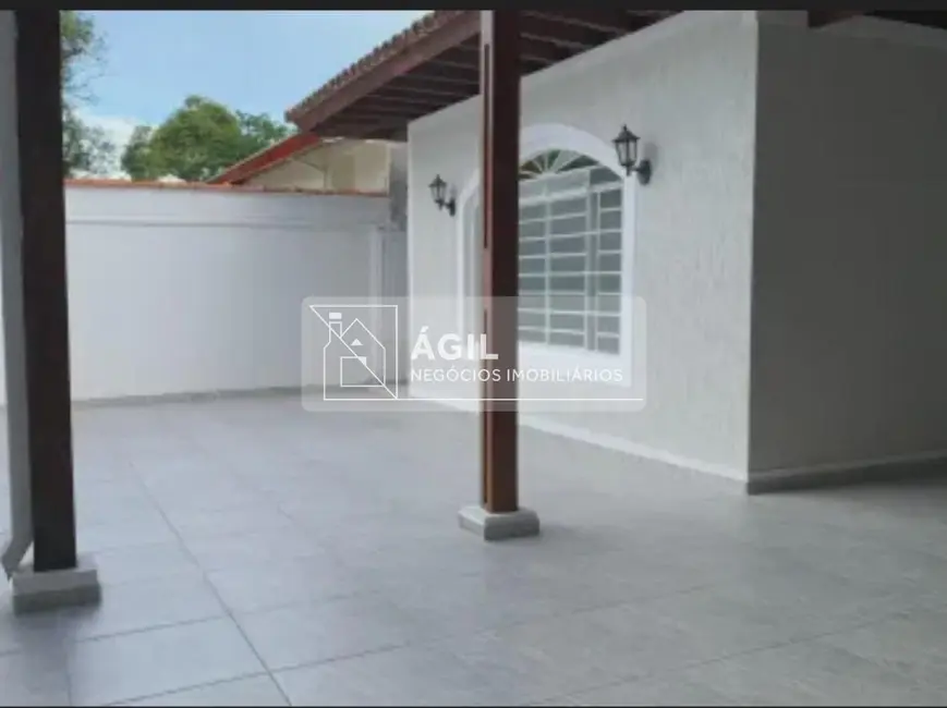 Foto 1 de Casa com 3 quartos à venda, 210m2 em Sao Jose Dos Campos - SP
