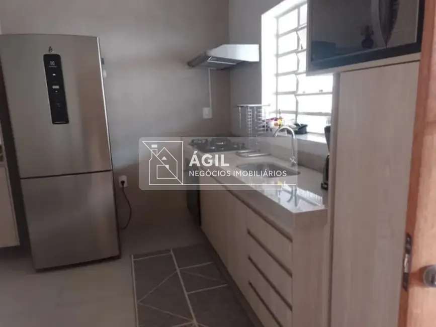 Foto 3 de Casa com 2 quartos à venda, 140m2 em Sao Jose Dos Campos - SP