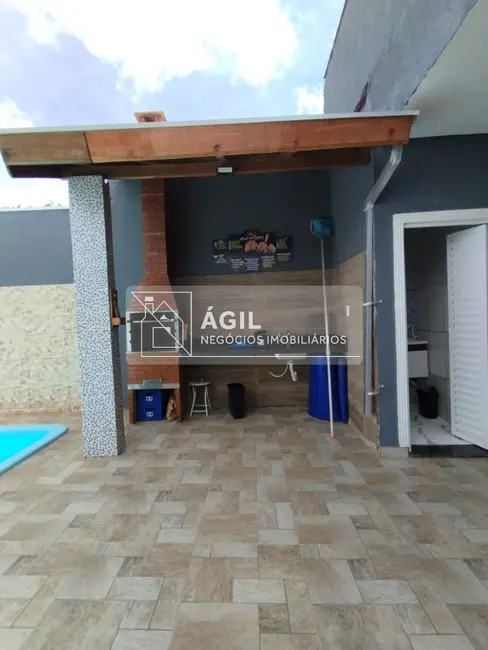 Casa com 3 quartos à venda, 180m2 em Sao Jose Dos Campos - SP - imagem 8 Foto 8 de Casa com 3 quartos à venda, 180m2 em Sao Jose Dos Campos - SP