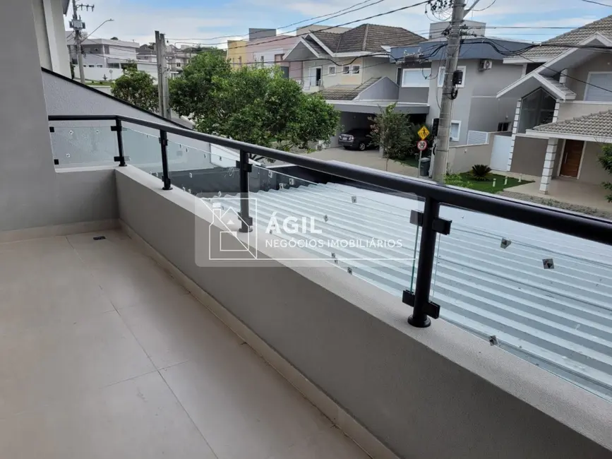 Casa de Condomínio com 3 quartos à venda, 260m2 em Sao Jose Dos Campos - SP - imagem 3 Foto 3 de Casa de Condomínio com 3 quartos à venda, 260m2 em Sao Jose Dos Campos - SP