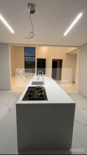 Foto 6 de Casa de Condomínio com 3 quartos à venda, 450m2 em Sao Jose Dos Campos - SP