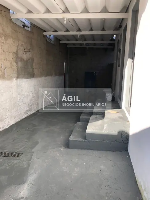 Armazém / Galpão para alugar, 350m2 em Sao Jose Dos Campos - SP - imagem 9 Foto 9 de Armazém / Galpão para alugar, 350m2 em Sao Jose Dos Campos - SP