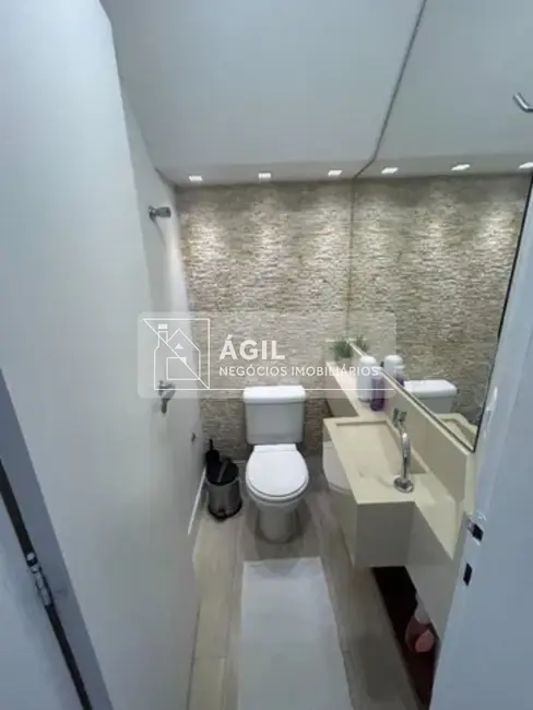 Foto 4 de Casa de Condomínio com 4 quartos à venda, 250m2 em Loteamento Villa Branca, Jacarei - SP