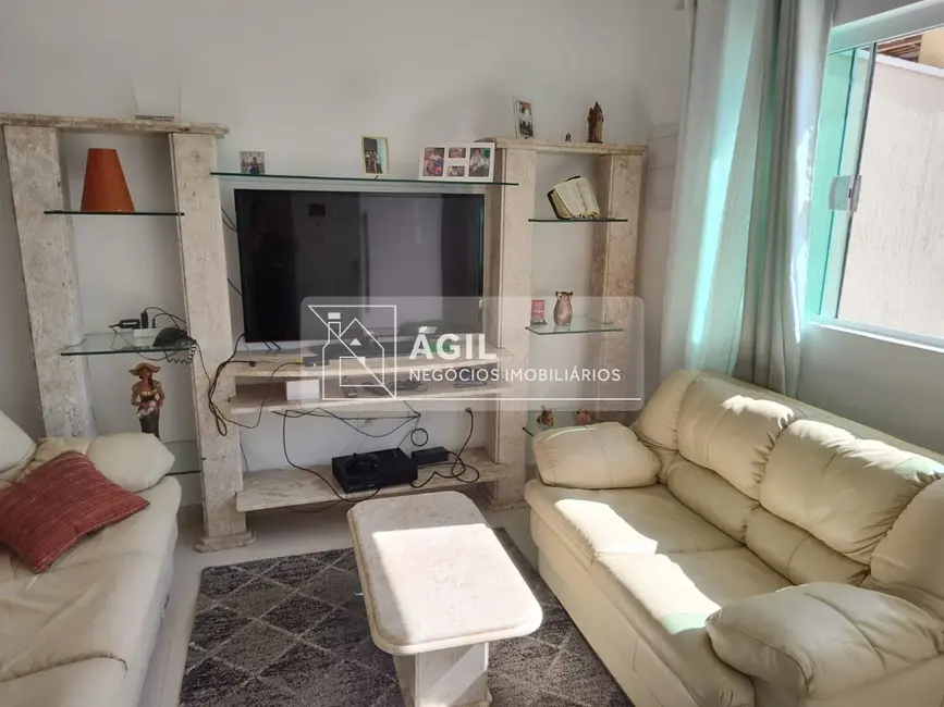 Casa de Condomínio com 3 quartos para alugar, 150m2 em Sao Jose Dos Campos - SP - imagem 3 Foto 3 de Casa de Condomínio com 3 quartos para alugar, 150m2 em Sao Jose Dos Campos - SP