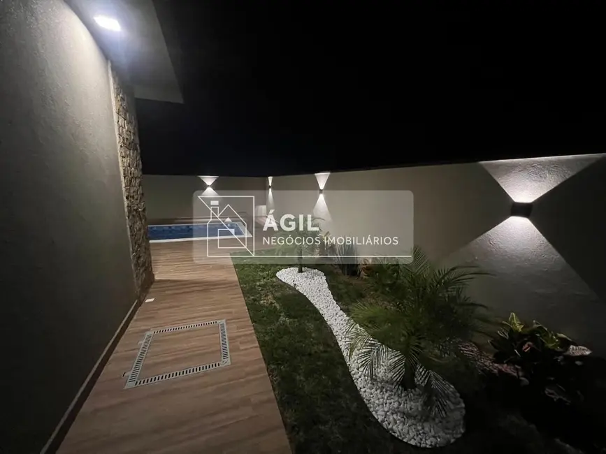 Foto 7 de Casa de Condomínio com 3 quartos à venda, 185m2 em Parque Residencial Maria Elmira, Cacapava - SP