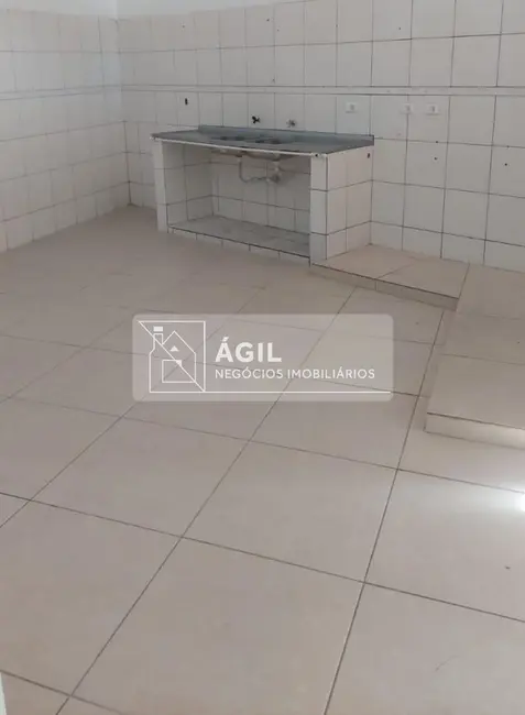 Casa com 3 quartos à venda, 164m2 em Conjunto São Benedito, Jacarei - SP - imagem 2 Foto 2 de Casa com 3 quartos à venda, 164m2 em Conjunto São Benedito, Jacarei - SP