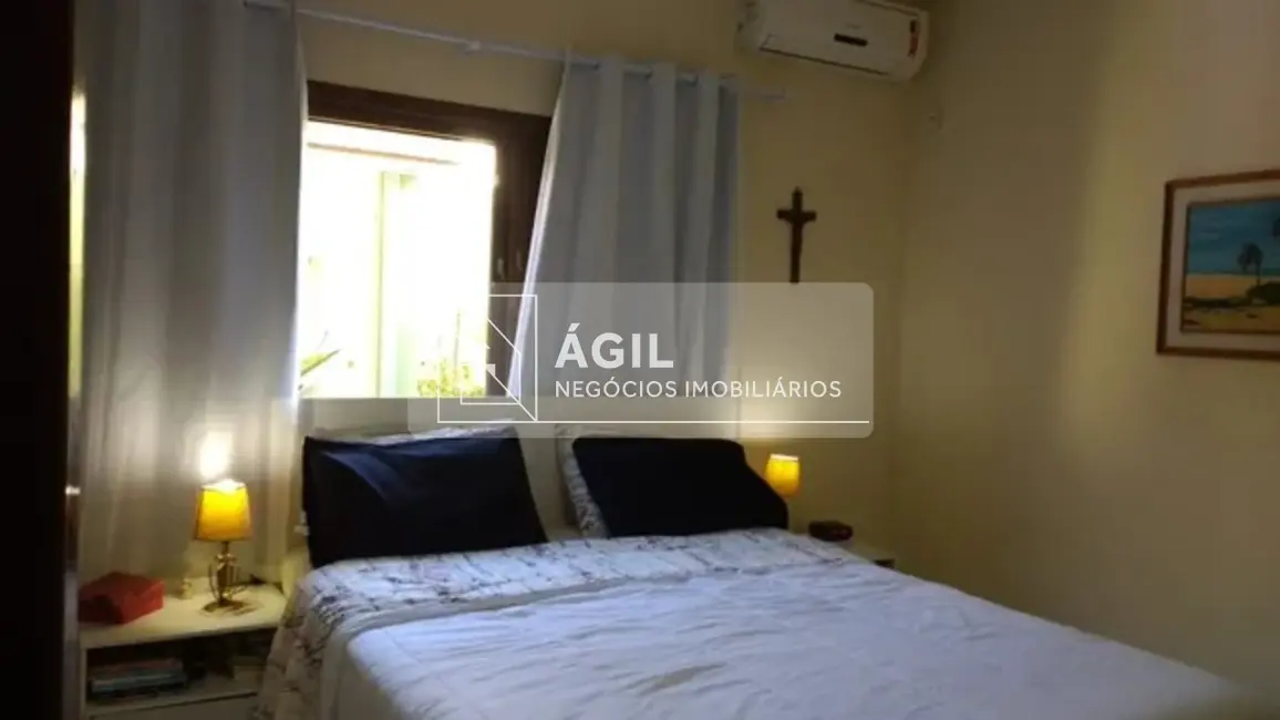 Foto 3 de Casa com 3 quartos à venda, 250m2 em Loteamento Villa Branca, Jacarei - SP