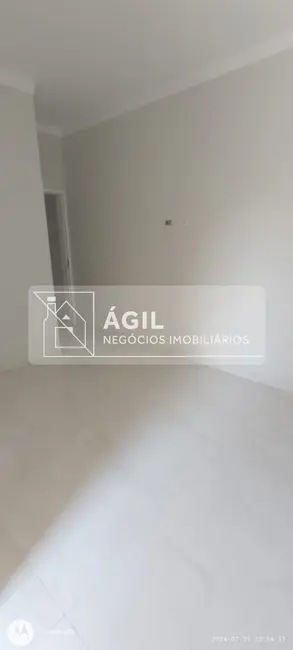 Foto 3 de Casa de Condomínio com 3 quartos à venda, 180m2 em Jardim Jacinto, Jacarei - SP