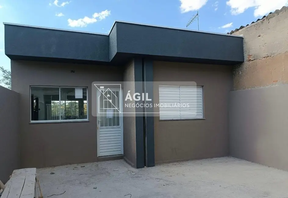 Foto 2 de Casa com 1 quarto à venda, 60m2 em Jardim Colinas, Jacarei - SP