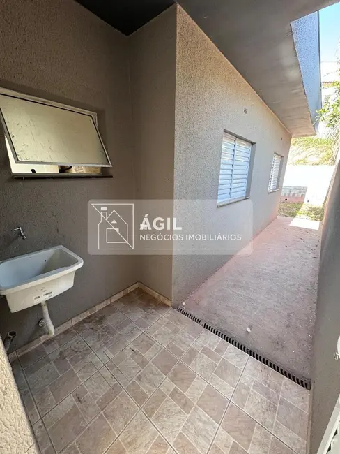 Foto 4 de Casa com 2 quartos à venda, 60m2 em Jardim Colinas, Jacarei - SP