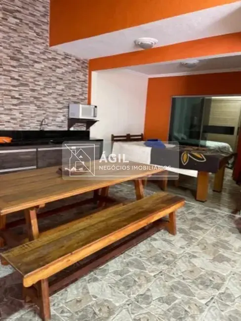 Foto 1 de Casa com 4 quartos à venda, 95m2 em Sao Jose Dos Campos - SP